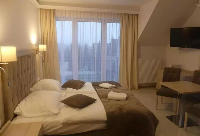 Lomakeskus Wichrowe Wzgórze Chmielno