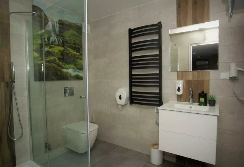 Retkeilymaja Ik B&b Pod Dębami