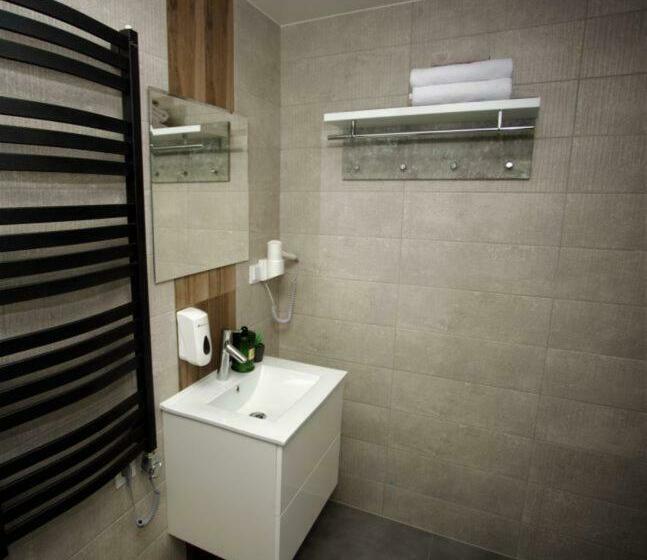 فندق صغير Ik B&b Pod Dębami