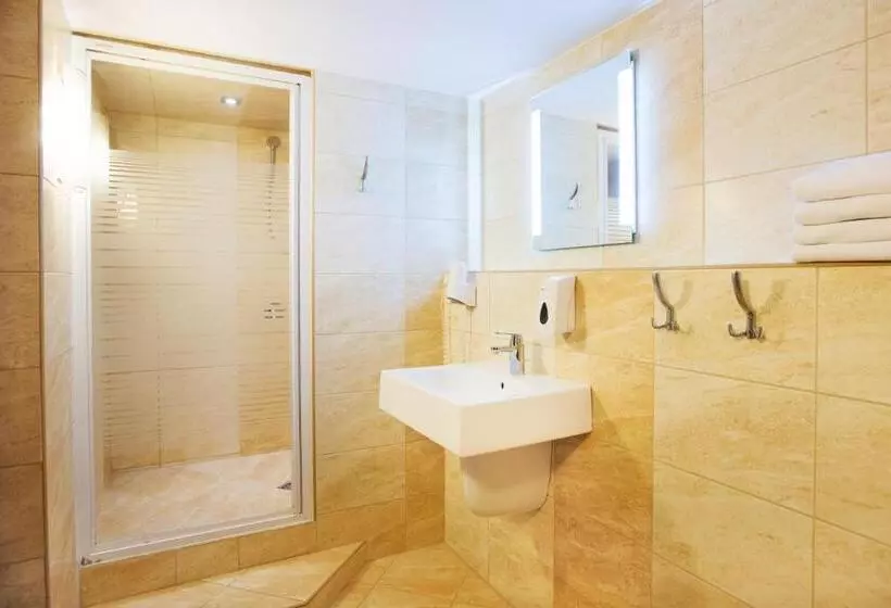 Retkeilymaja Ik B&b Pod Dębami