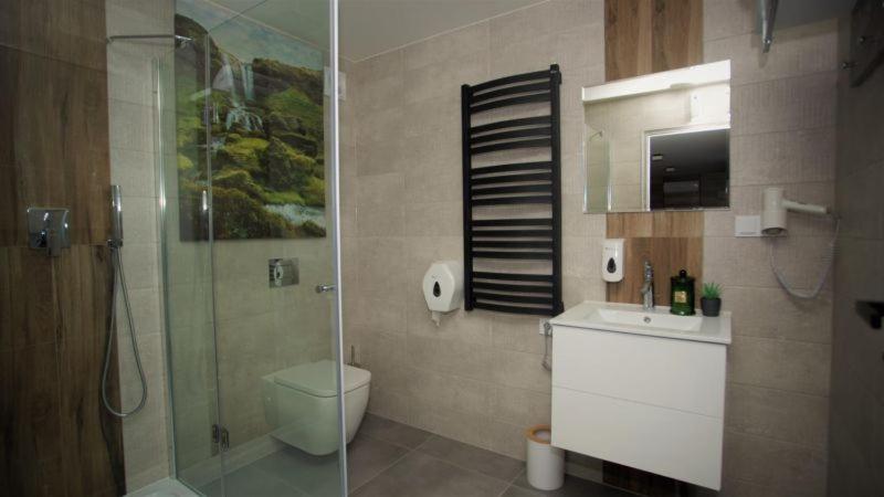 فندق صغير Ik B&b Pod Dębami