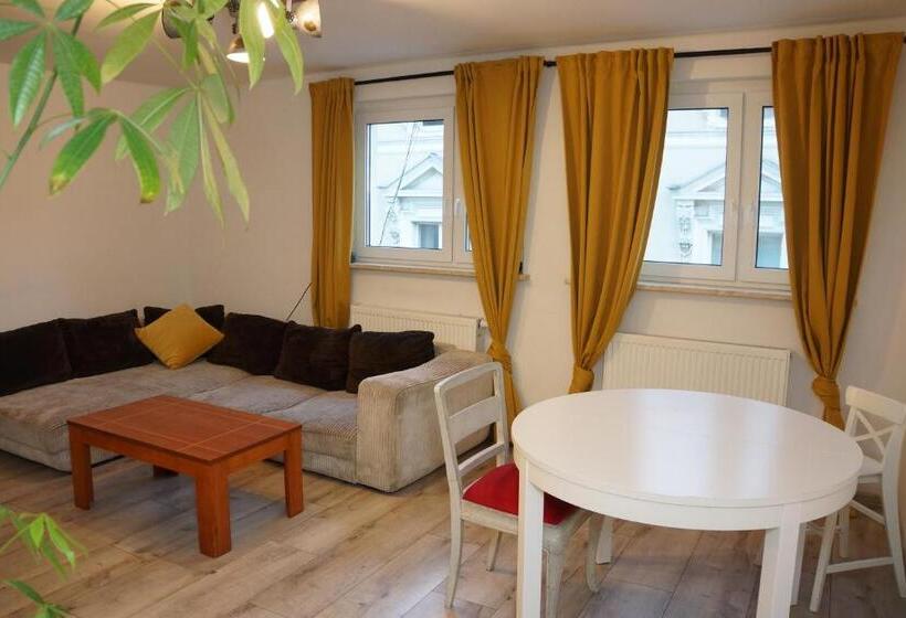 旅馆 Red Bike Apart S