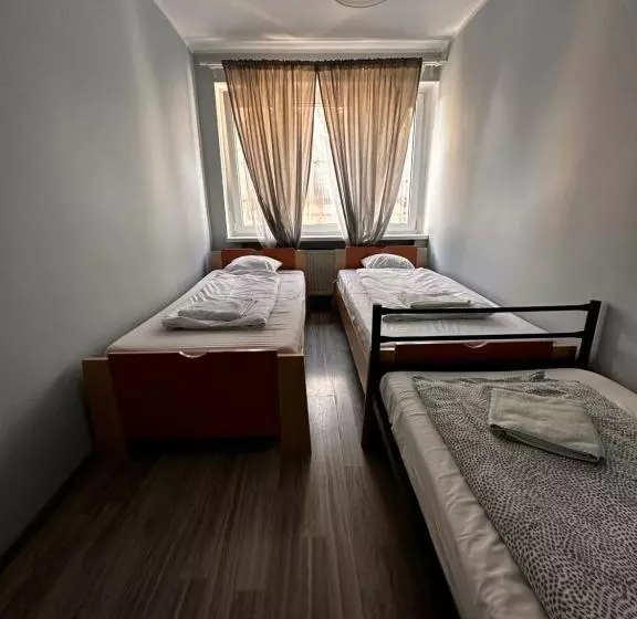 Retkeilymaja Red Bike Apart S