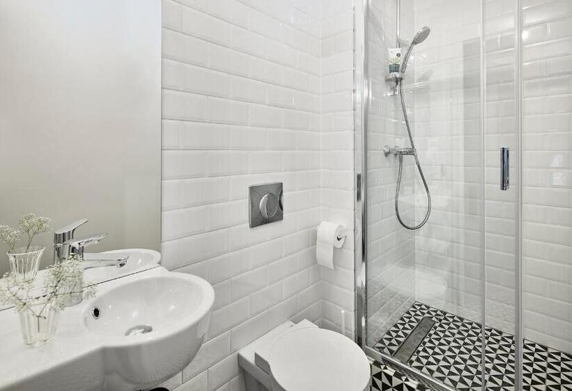 تختخواب و صبحانه Bez Kantów Art Rooms