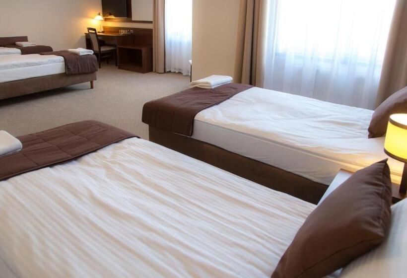 ベッドアンドブレックファースト Camelot