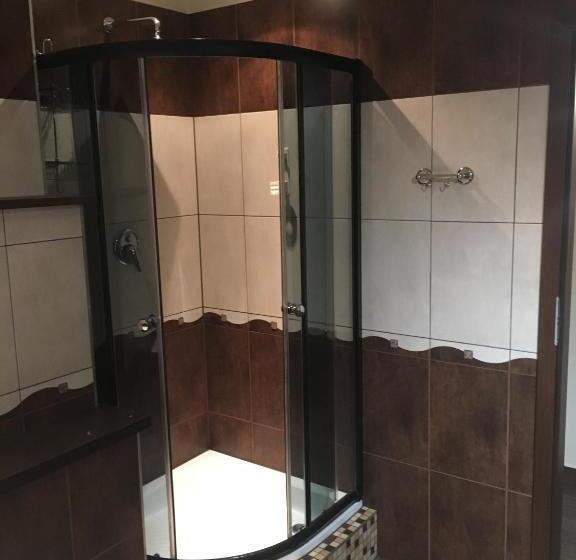 تختخواب و صبحانه Dask Resort