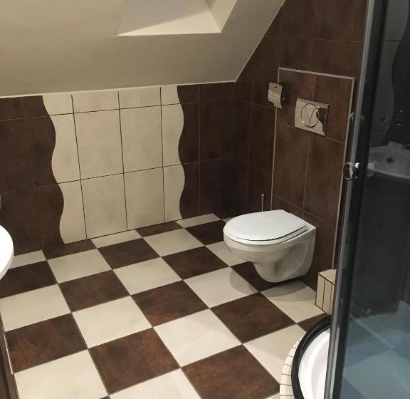 تختخواب و صبحانه Dask Resort