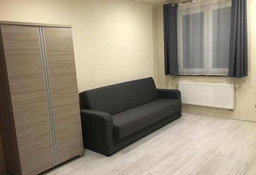 تختخواب و صبحانه Dask Resort