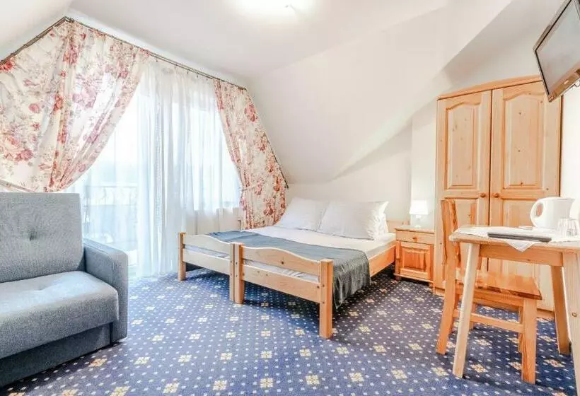 Aamiaismajoitus (B&B) Dunajecki Dworek