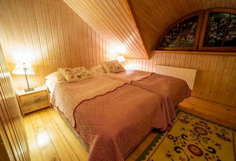 تختخواب و صبحانه Gościniec Dębowa Gazdówka