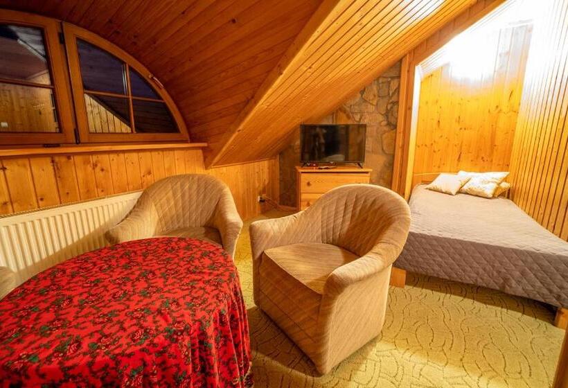 تختخواب و صبحانه Gościniec Dębowa Gazdówka