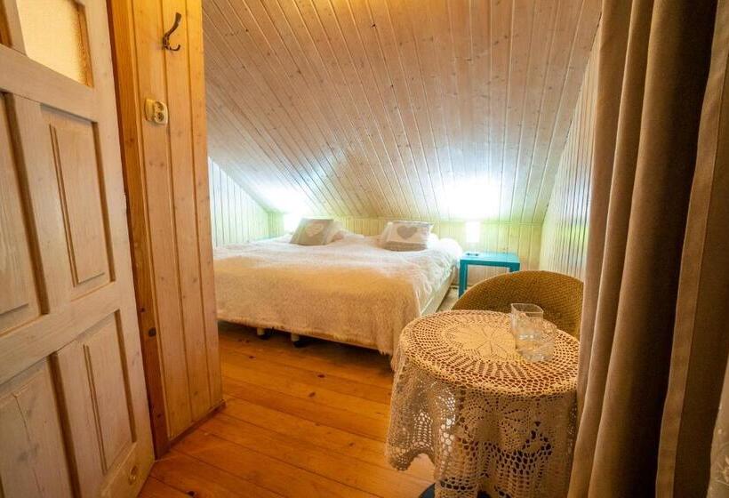 تختخواب و صبحانه Gościniec Dębowa Gazdówka