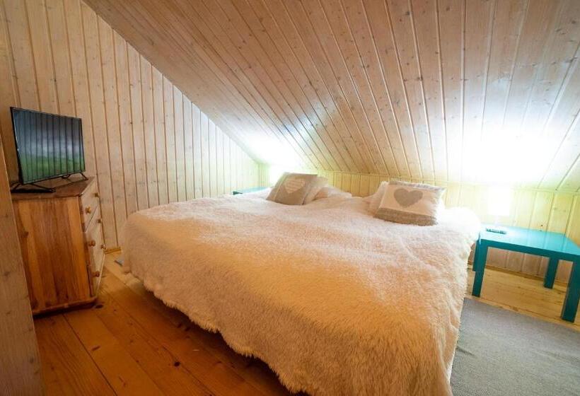 تختخواب و صبحانه Gościniec Dębowa Gazdówka