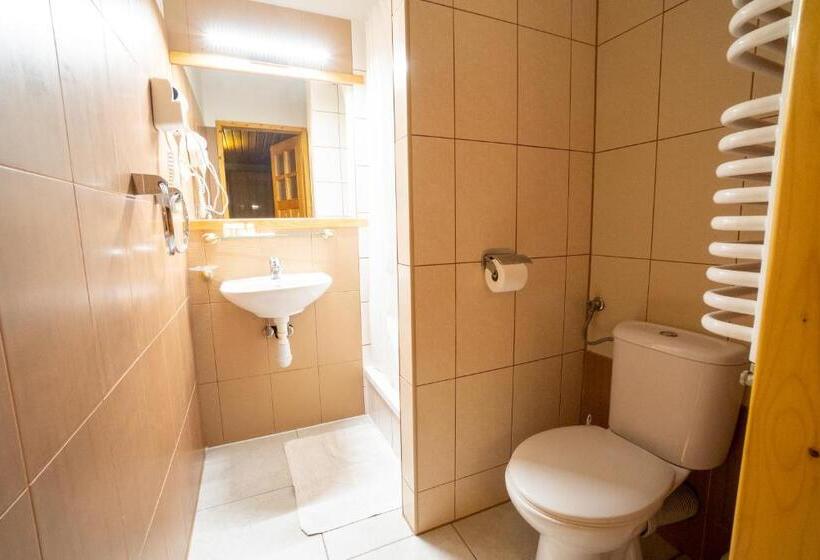 تختخواب و صبحانه Gościniec Dębowa Gazdówka