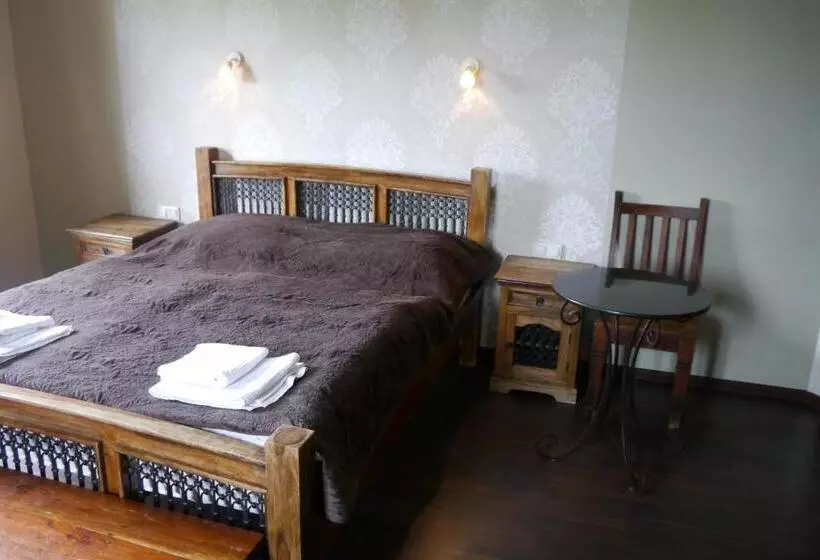 تختخواب و صبحانه Góralski Dwór