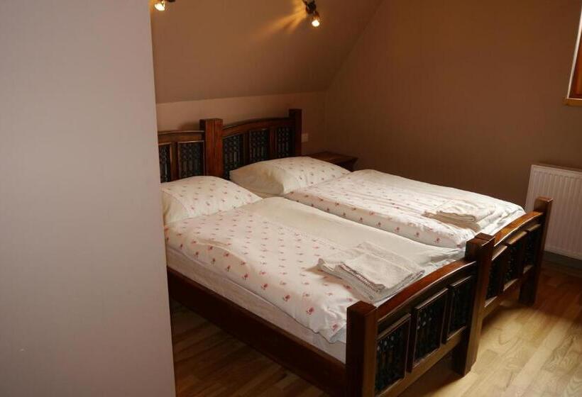 민박 Góralski Dwór