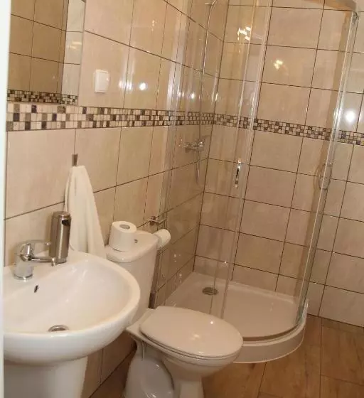 تختخواب و صبحانه M&m Spanie