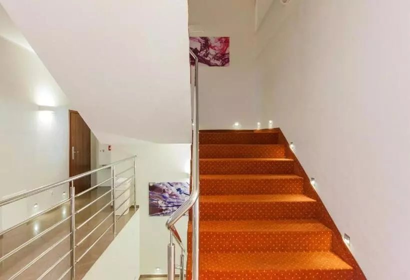 Aamiaismajoitus (B&B) Nawigator Spa