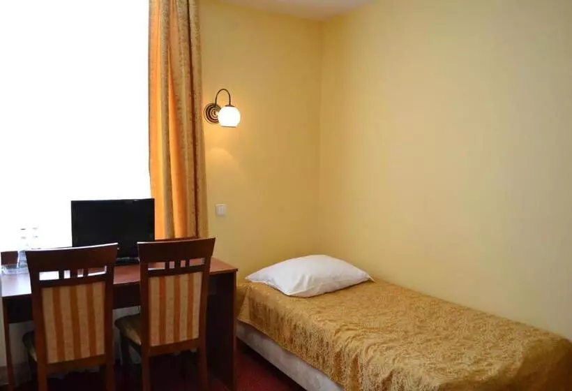 Aamiaismajoitus (B&B) Noclegi Sezam