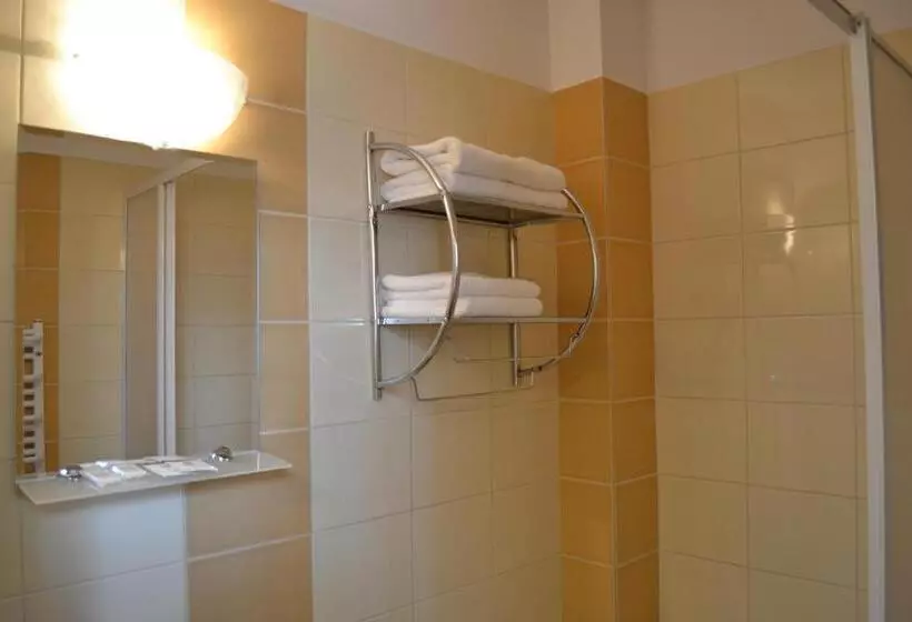 Aamiaismajoitus (B&B) Noclegi Sezam