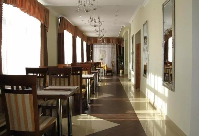 Aamiaismajoitus (B&B) Noclegi Sezam