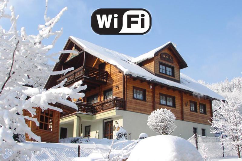 Bed and Breakfast Willa Stareczka