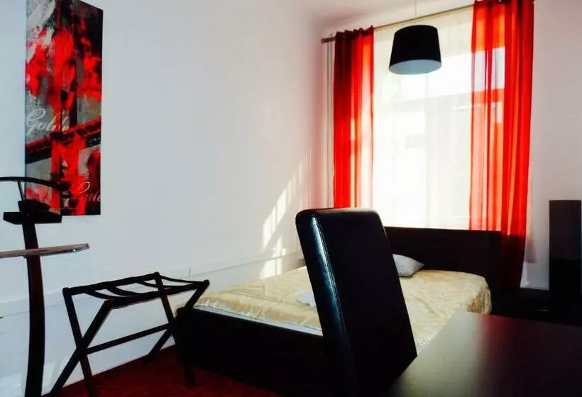 Hostel Coco