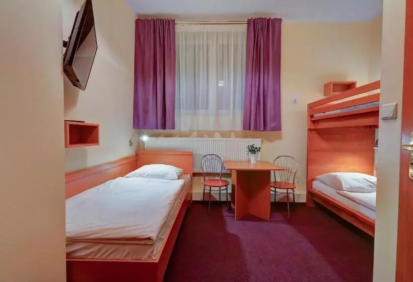Hostel Evotel