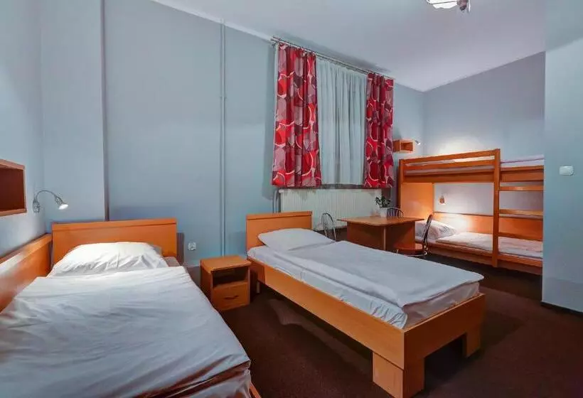 Hostel Evotel