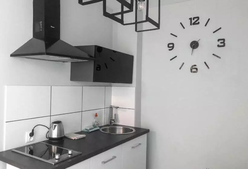 Hostel Przed świtem