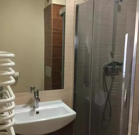 Hostel Przed świtem