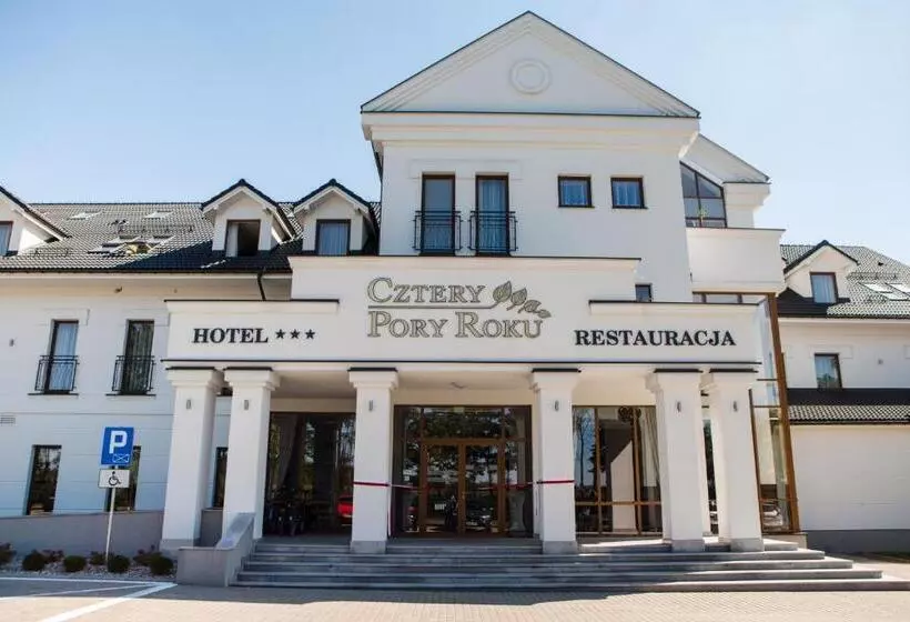 ホテル Cztery Pory Roku