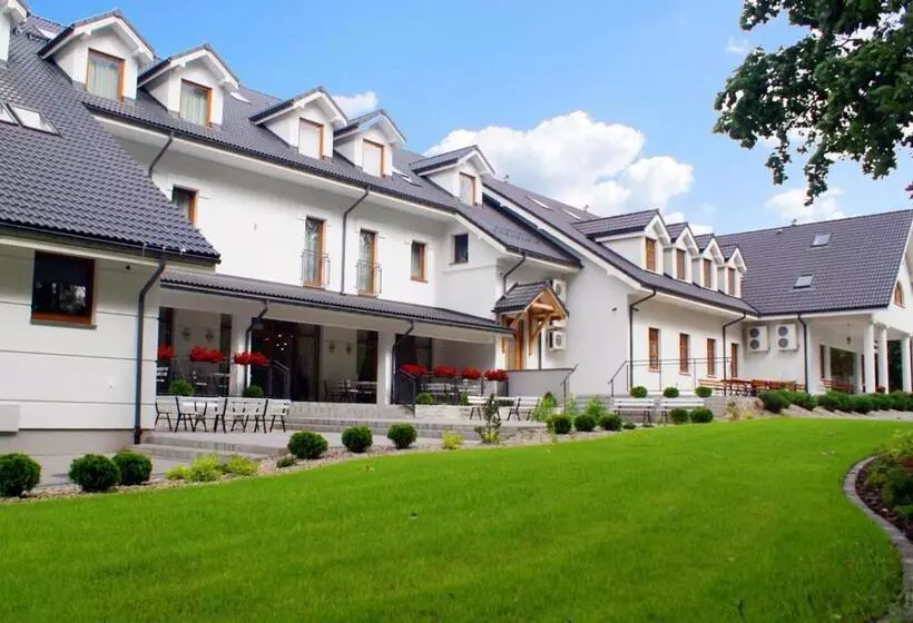 ホテル Cztery Pory Roku