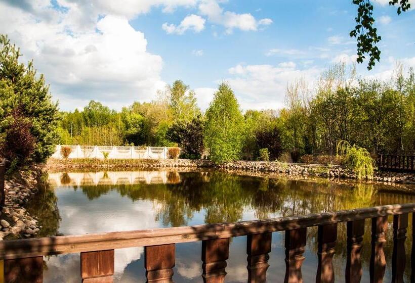 ホテル Dworek Jolanta