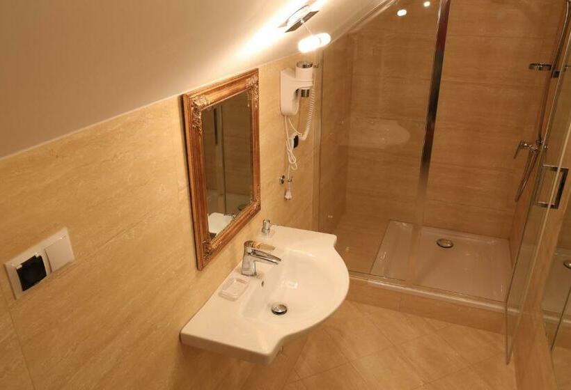 בית מלון כפרי Kopernik