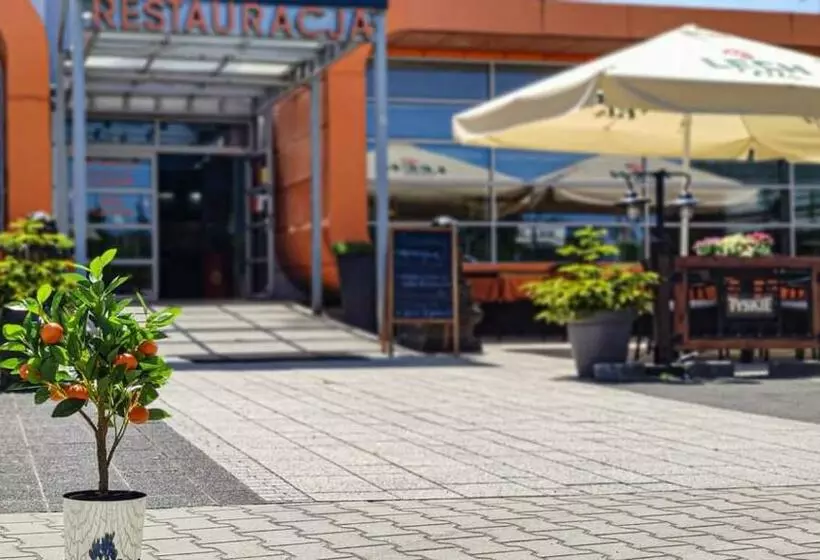 Hotelli Orange Przeźmierowo