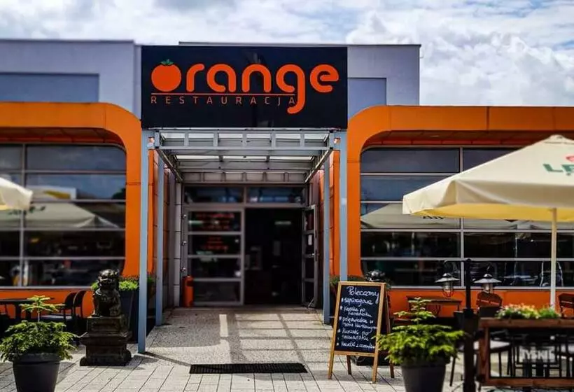 Hotelli Orange Przeźmierowo