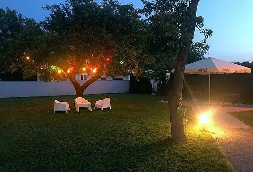 Hotelli Orange Przeźmierowo