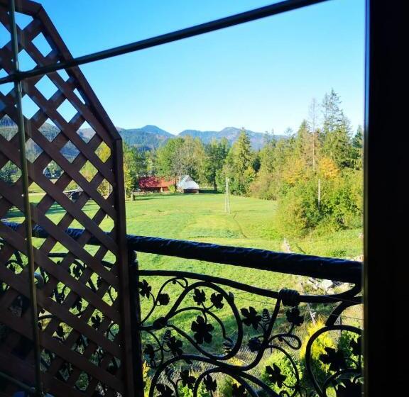 Majatalo Dworek Na Klinie