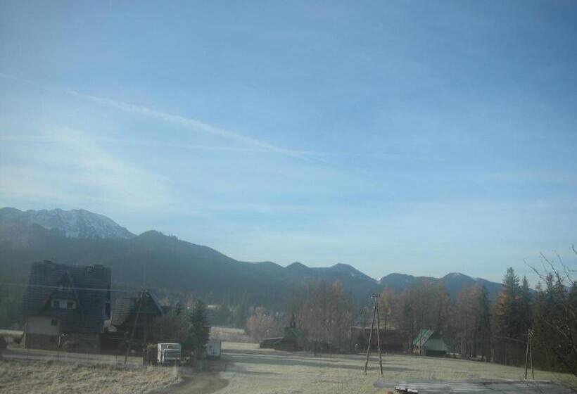 Majatalo Dworek Na Klinie