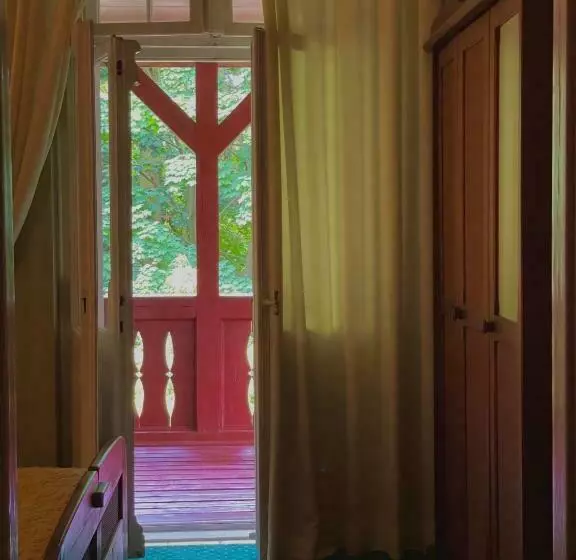 ペンション Straszny Dwór