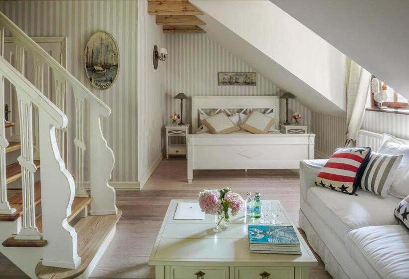 Курорт Ciekocinko Powozownia