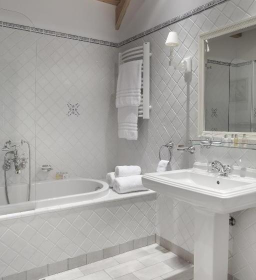 Курорт Ciekocinko Powozownia