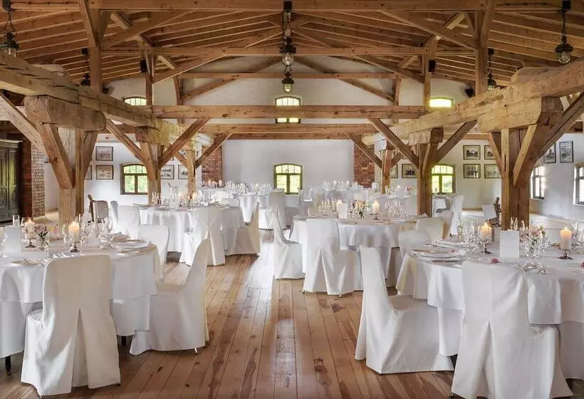 Lomakeskus Ciekocinko Powozownia