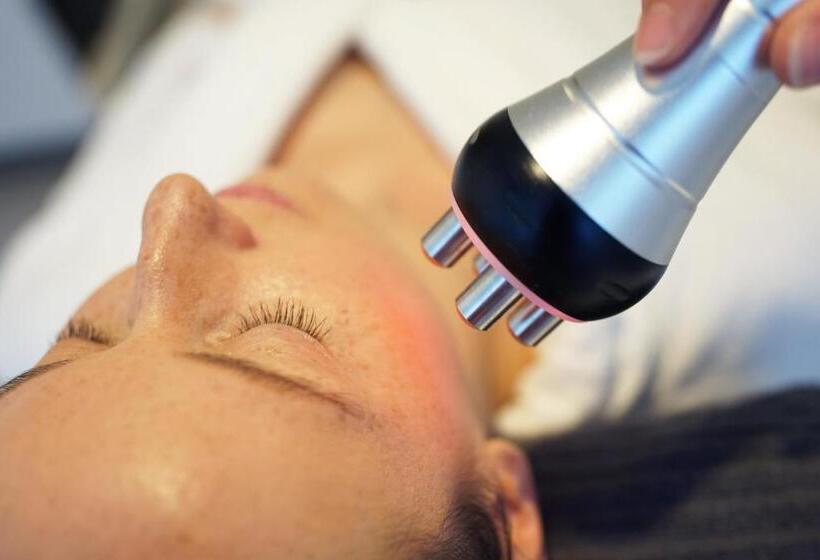 استراحتگاه Koral Live