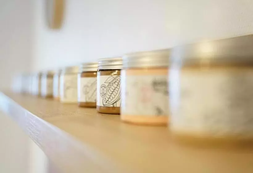 Lomakeskus Koral Live