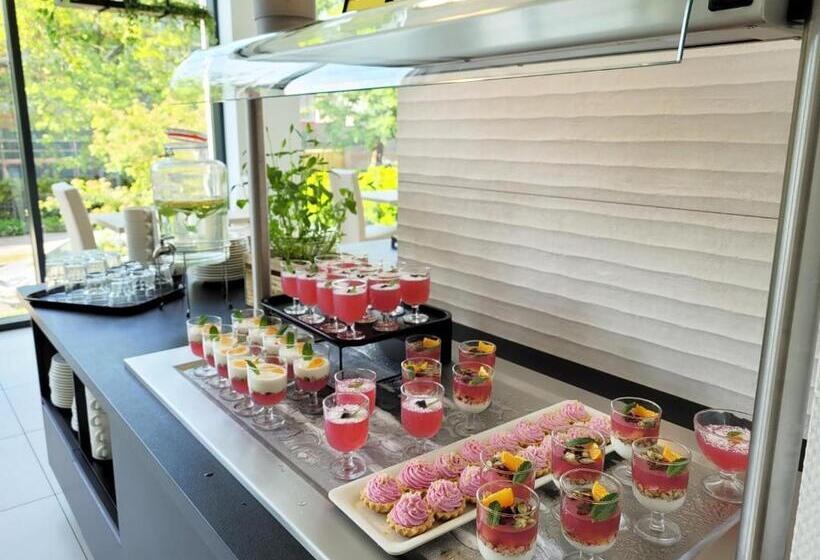 استراحتگاه Koral Live