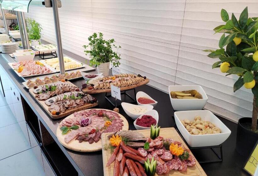 استراحتگاه Koral Live