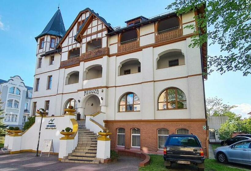 Resort Meduza Natura Tour