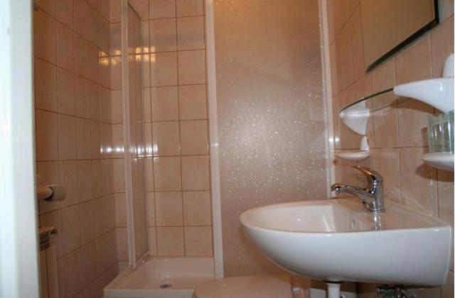 منتجع Ow Polkard